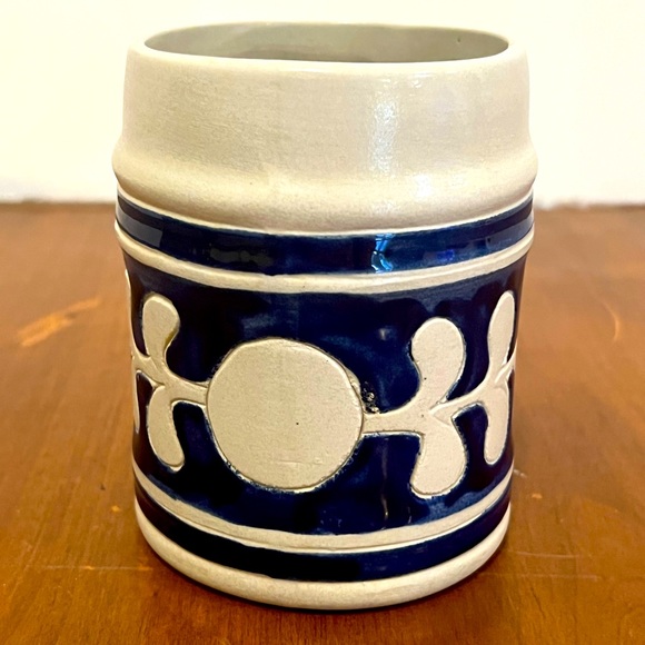 Williamsburg Pottery Stoneware Gray Blue Salt Glaze Oak Leaf Stein Mug Coffee - Picture 3 of 6